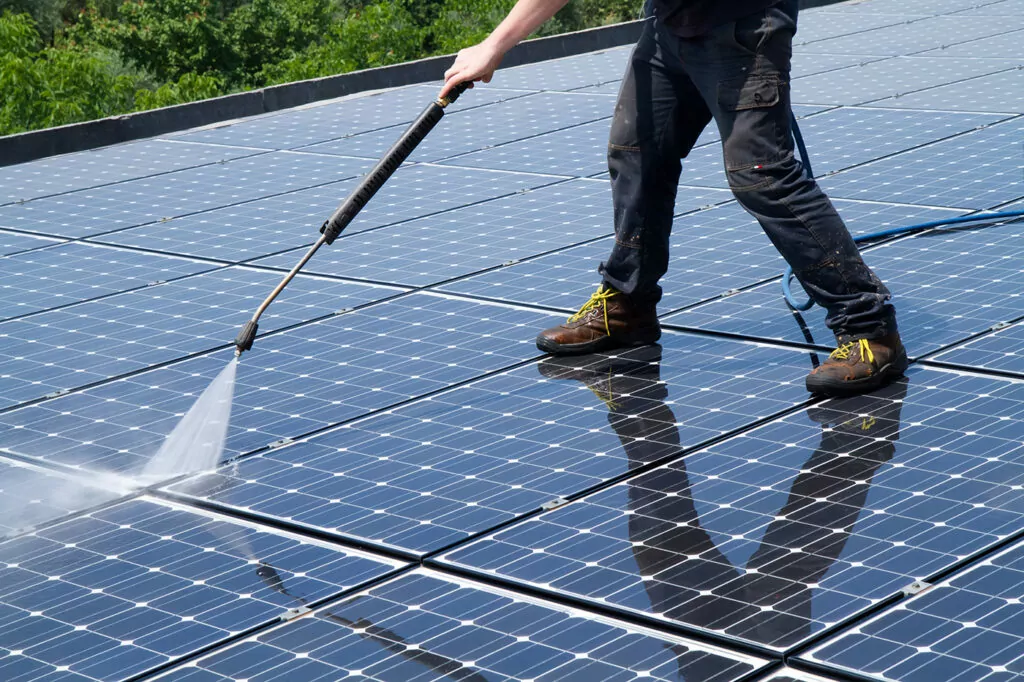 expert solar panel cleaning services South Africa